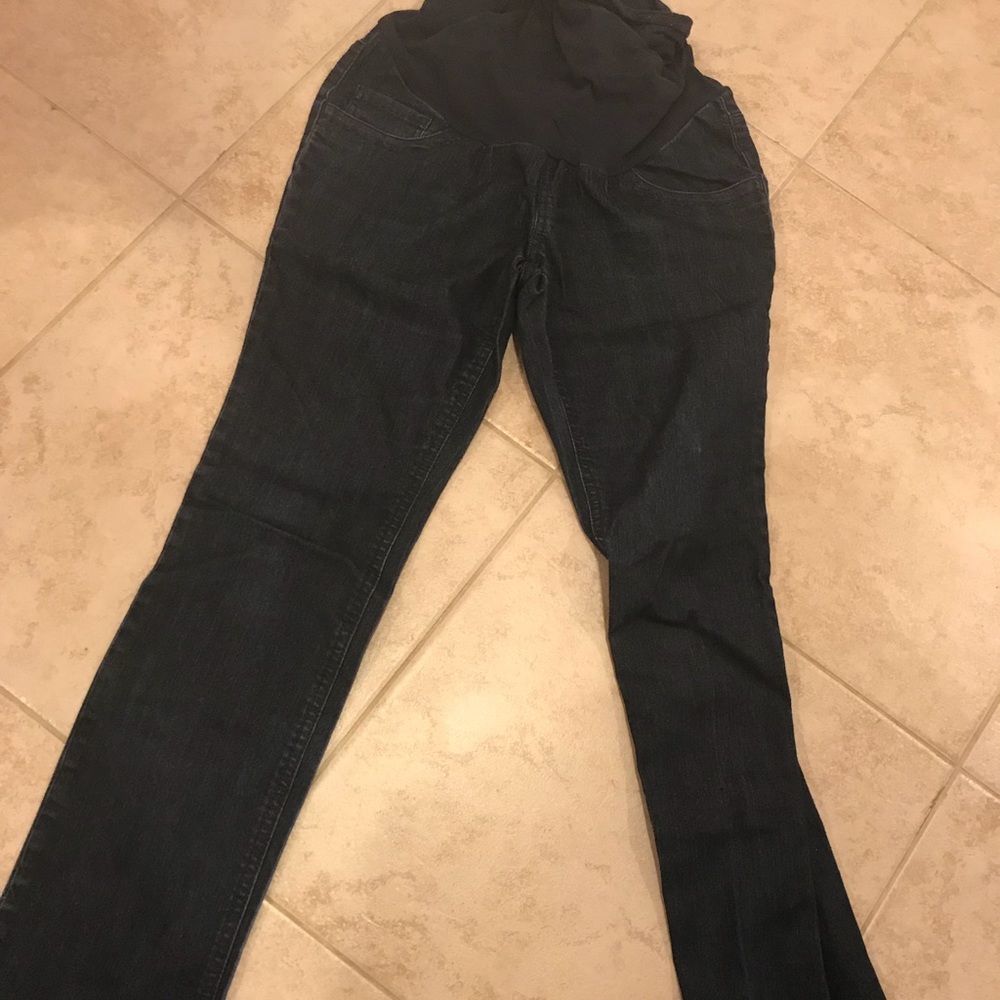 Maternity blue jeans